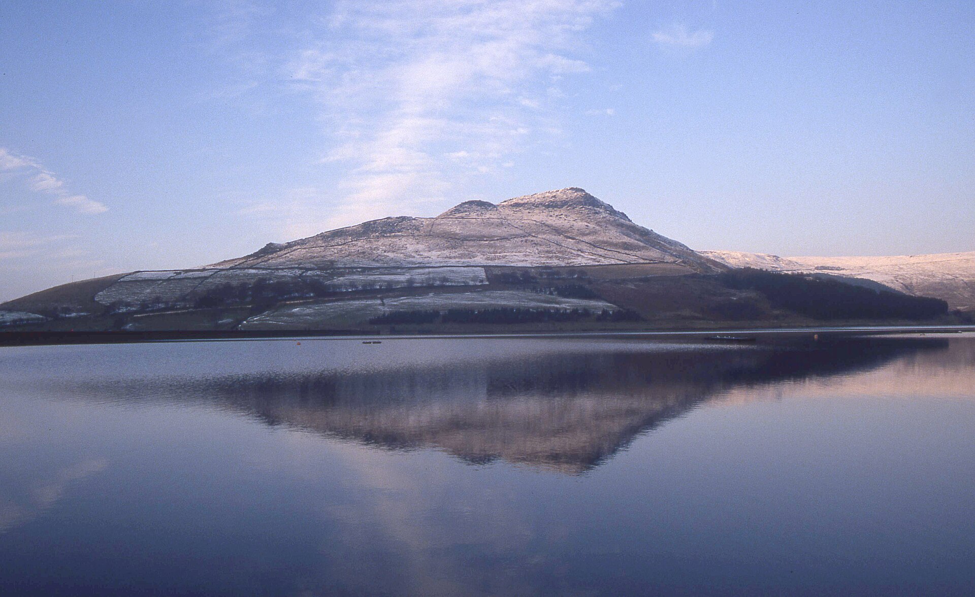 Dovestone reservoir