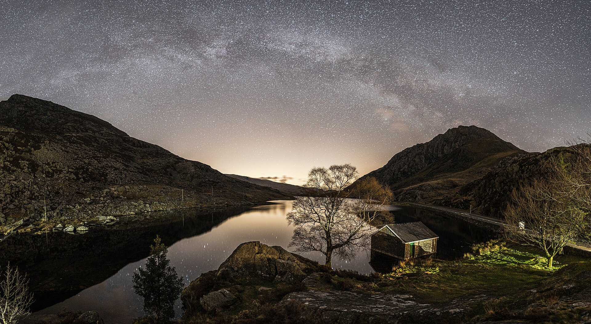 Just after the easing of lockdown we ventured to ogwen Valley to catch the milky way arch.
